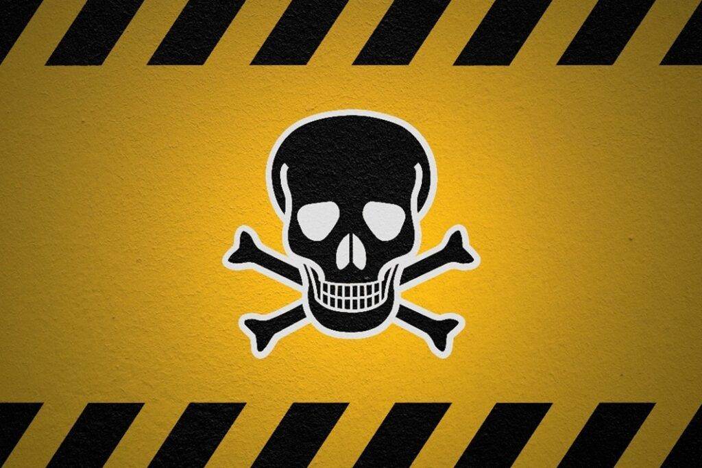 Clutter Clearing Challenges – We Have Toxic People In Our Lives